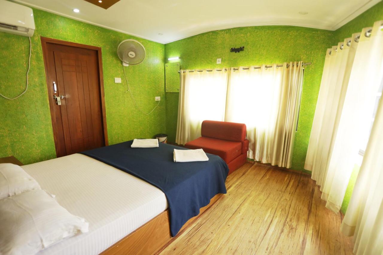 فندق Harmony Houseboats Alappuzha المظهر الخارجي الصورة